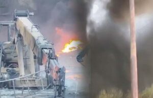 पीथमपुर की पाइप फैक्ट्री में लगी भीषण आग, कई किमी दूर से दिख रहीं लपटें, 12 दमकल की गाड़ियां मौजूद