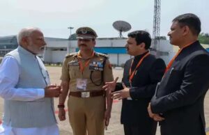 प्रधानमंत्री नरेंद्र मोदी अपने संसदीय क्षेत्र वाराणसी पहुंचे, ये उनका 50वां दौरा