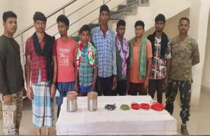 छत्तीसगढ़ में सुरक्षाबल के जवानों को बड़ी सफलता, 13 नक्सलियों को किया गिरफ्तार