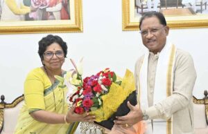 मुख्यमंत्री विष्णु देव साय से राष्ट्रीय महिला आयोग की अध्यक्ष ने की सौजन्य मुलाकात