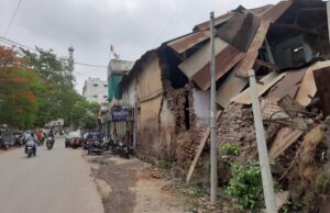 नगरीय क्षेत्र में जर्जर भवन मालिकों के विरूद्ध करें कार्रवाई, आयुक्त नगरीय प्रशासन ने दिये निर्देश