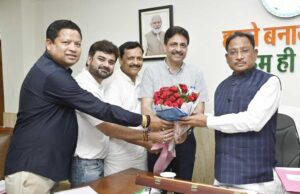 रायपुर : मुख्यमंत्री साय से छत्तीसगढ़ ओलम्पिक संघ के पदाधिकारियों ने की सौजन्य मुलाकात,ओलम्पिक दिवस आयोजन हेतु किया आमंत्रित