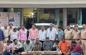 बिलासपुर में पुलिस ने 14 लोगों को जुआ खेलते पकड़ा