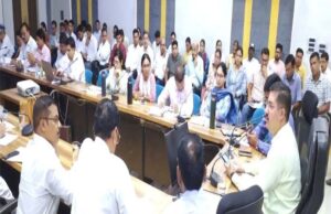 कार्य में लापरवाही बरतने पर 6 पटवारियों को कलेक्टर ने दिया निलंबन का नोटिस