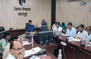 राजस्व प्रकरणों के निराकरण में तेजी लाएं और डिस्पोजल प्रतिशत बढ़ाएं : कलेक्टर