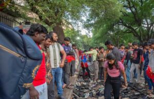 एम चिन्नास्वामी स्टेडियम कांड: 2 और विकेट गिरे, KSCA के सचिव और कोषाध्यक्ष ने दिया इस्तीफा