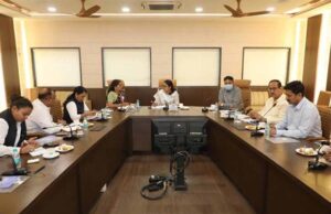 केन्द्रीय सचिव हरिरंजन राव और डॉ. पल्लवी जैन गोविल ने खेल और युवा कल्याण की गतिविधियों और योजनाओं का किया अवलोकन
