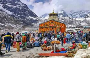 केदारनाथ यात्रा मार्ग से एक दुखद और चौंकाने वाली घटना सामने आई, खाई में गिरे यात्रियों में दो की मौत