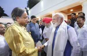 पाकिस्तान को दुनियाभर में बेनकाब कर वापस लौटे प्रतिनिधिमंडल के सदस्यों से पीएम मोदी ने की मुलाकात