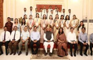 सेवा भाव के साथ जनसेवा ही लोक सेवक की पहचान : राज्यपाल पटेल