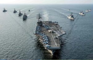 USS अब्राहम लिंकन से ईरान पर हमला, खामेनेई सुरक्षित या मारे गए?