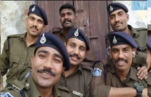 ‘शक्ल अच्छी नहीं तो क्या हुआ, सरकारी नौकरी तो है’: 6 कॉन्स्टेबल ने बनाई रील, नोटिस जारी