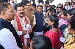 नए विश्वास के साथ आगे बढ़ रहे पुनर्वासित युवा: विधानसभा में समझी जनतांत्रिक प्रणाली