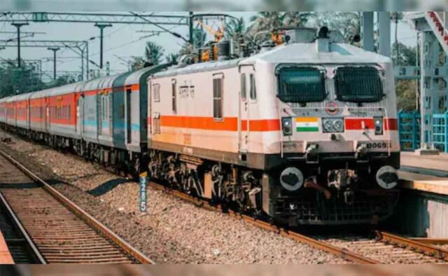 train1-2.jpg