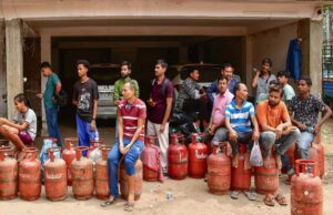संसद की कैंटीन में चाय और कॉफी की कमी, LPG सिलेंडर की किल्लत की वजह से परेशानी!