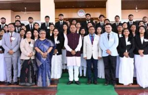 मुख्यमंत्री साय से मिले प्रशिक्षु न्यायाधीश, बोले— लोकतंत्र के तीसरे स्तंभ की अहम जिम्मेदारी निभानी होगी