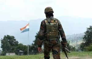 ईरान में जंग के बीच पाकिस्तान ने भारत में भेजे ड्रोन, सेना ने फायरिंग से दिया जवाब