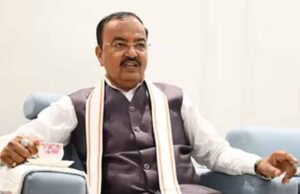 केशव प्रसाद मौर्य के हेलिकॉप्टर की इमरजेंसी लैंडिंग, चॉपर में धुआं भरा, सभी सुरक्षित