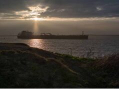 स्ट्रेट ऑफ होर्मुज खुलते ही सुधर सकता है तेल उत्पादन, गोल्डमैन सैक्स का अनुमान