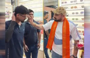 भोपाल-छिंदवाड़ा में लेंसकार्ट शोरूम पर बजरंग दल का प्रदर्शन, कर्मचारियों को तिलक और कलाई पर कलावा बांधा