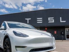 भारत में टेस्ला क्यों फेल हुई? 10% टारगेट भी नहीं हुआ पूरा, क्या 6-सीटर से होगा डैमेज कंट्रोल?