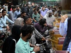 पाकिस्तान के पेट्रोलियम मंत्री का बड़ा कबूलनामा, कहा- 5-7 दिन का कच्चा तेल बचा, ‘लॉकडाउन’ की तैयारी