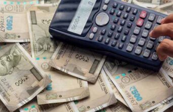 आठवें वेतन आयोग में कर्मचारियों की बड़ी मांग, न्यूनतम वेतन 50 हजार रुपये करने का प्रस्ताव