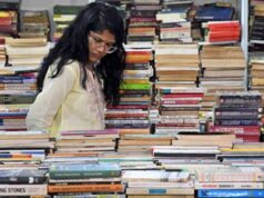 निजी स्कूलों की मनमानी खत्म: SCERT की मुफ्त किताबें देने का आदेश