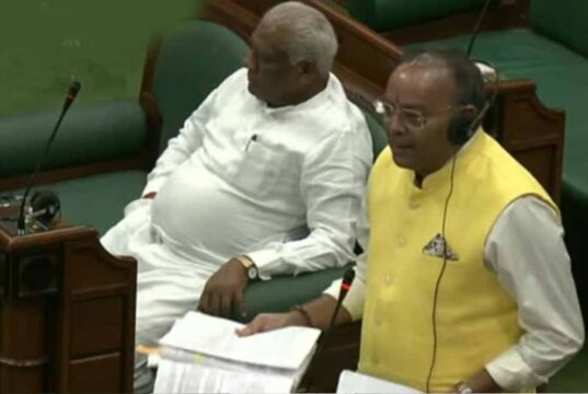 नारी शक्ति वंदन बिल पर सियासत गरम: अजय चंद्राकर का आरोप—कांग्रेस-TMC ने साजिशन रोका