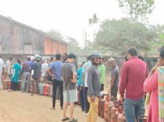 Vidisha में चौंकाने वाली ठगी, सिलिंडर में गैस की जगह निकला पानी