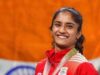 एशियन गेम्स ट्रायल्स में बड़ा उलटफेर: मीनाक्षी गोयत ने विनेश फोगाट को हराया, 6-4 से दर्ज की जीत