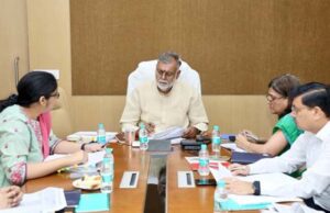 आजीविका मिशन अंतर्गत योजनाओं का वित्तीय प्रबंधन करें बेहतर : मंत्री पटेल