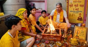 पूर्णिमा पर घर-घर गूंजा गायत्री यज्ञ