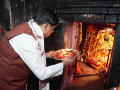 मुख्यमंत्री डॉ. यादव ने दंतेवाड़ा में मां दंतेश्वरी के दर्शन कर की सर्वकल्याण की प्रार्थना
