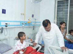ऊर्जा मंत्री तोमर ने रात में किया सिविल अस्पताल हजीरा, बिरला नगर सहित विद्युत केन्द्रों का औचक निरीक्षण