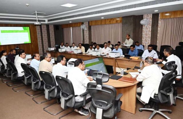 meeting_03.jpg
