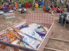 नारायणपुर में धर्मांतरित परिवारों को गांव छोड़ने का फरमान, घरों से बाहर फेंका सामान
