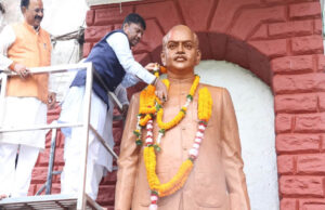 डॉ. श्यामा प्रसाद मुखर्जी की जयंती पर वन मंत्री कश्यप ने अर्पित की पुष्पांजलि