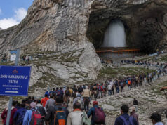 Amarnath Yatra 2026: तेजी से पिघल रहा बाबा बर्फानी का शिवलिंग, अब सिर्फ 1 फीट शेष; श्रद्धालुओं के लिए बड़ी खबर