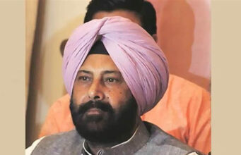 ‘राम मंदिर की जगह अस्पताल’ वाले बयान पर BJP का हमला, ढिल्लों बोले- केजरीवाल का मंदिर प्रेम सिर्फ चुनावी दिखावा