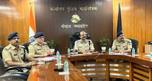 “नशे से दूरी है जरूरी 2.0” अभियान को जनआंदोलन का स्वरूप दें – डीजीपी कैलाश मकवाणा