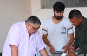 जनदर्शन में मंत्रीराजेश अग्रवाल ने सुनीं ग्रामीणों की समस्याएं, त्वरित समाधान के दिए निर्देश