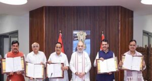 केन्द्रीय गृह एवं सहकारिता मंत्री अमित शाह की मौजूदगी में नर्मदा अवार्ड लाभार्थी राज्यों महाराष्ट्र, गुजरात, राजस्थान और मध्य प्रदेश के बीच लंबित भुगतान के निपटारे पर ऐतिहासिक समझौता हुआ