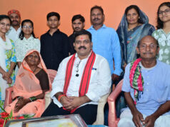 रायपुर: तीन बहनों ने एक साथ पास की नीट परीक्षा, उप मुख्यमंत्री विजय शर्मा ने घर पहुंचकर दी बधाई