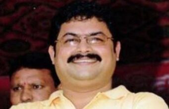 वाराणसी एयरपोर्ट पर लाइसेंसी पिस्टल से चली गोली, दो कर्मचारी घायल; कमलेश राय हिरासत में