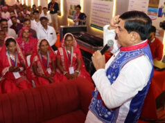 सीएम डॉ. यादव ने कृषि सखियों से किया संवाद, किसान महिलाओं ने बताया कैसे बढ़ी उनकी आय