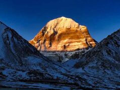 कैलाश पर्वत के 10 रहस्य, जहां समय बदलने से लेकर शंभाला नगरी तक के दावे