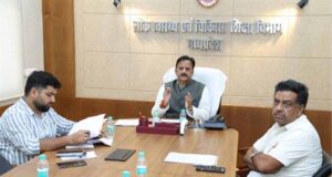 उप मुख्यमंत्री शुक्ल ने शहडोल में सेवा संकल्प अभियान की तैयारियों की समीक्षा की