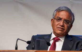 CEC ज्ञानेश कुमार के खिलाफ महाभियोग की तैयारी, विपक्ष संसद में लाएगा प्रस्ताव