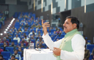 शारजाह में CM मोहन यादव का बड़ा मंथन, कचरे से बिजली-बायो-CNG बनाने की तकनीक पर जोर